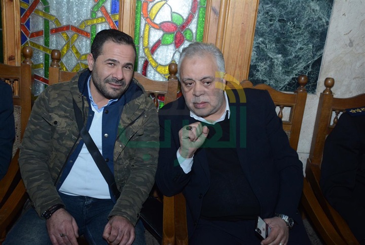 بالصور.. نجوم الفن والإعلام في عزاء الفنان سعيد عبد الغني بالصور.. نجوم الفن والإعلام في عزاء الفنان سعيد عبد الغني