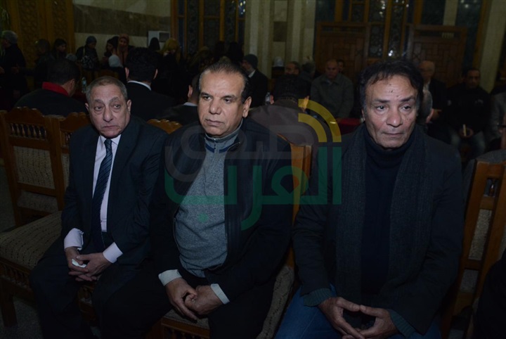 بالصور.. نجوم الفن والإعلام في عزاء الفنان سعيد عبد الغني بالصور.. نجوم الفن والإعلام في عزاء الفنان سعيد عبد الغني