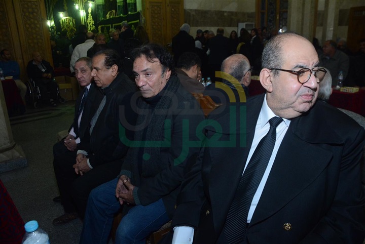 بالصور.. نجوم الفن والإعلام في عزاء الفنان سعيد عبد الغني بالصور.. نجوم الفن والإعلام في عزاء الفنان سعيد عبد الغني