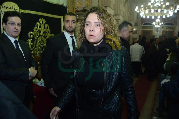 بالصور.. نجوم الفن والإعلام في عزاء الفنان سعيد عبد الغني بالصور.. نجوم الفن والإعلام في عزاء الفنان سعيد عبد الغني