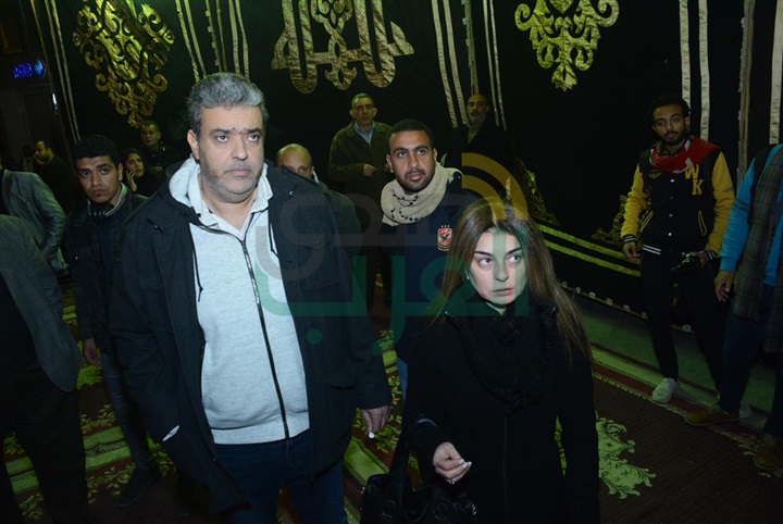 بالصور.. نجوم الفن والإعلام في عزاء الفنان سعيد عبد الغني بالصور.. نجوم الفن والإعلام في عزاء الفنان سعيد عبد الغني