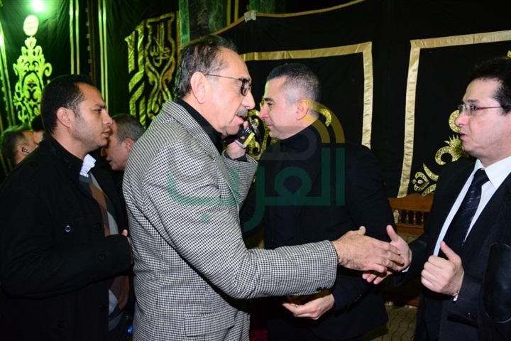 بالصور.. نجوم الفن والإعلام في عزاء الفنان سعيد عبد الغني بالصور.. نجوم الفن والإعلام في عزاء الفنان سعيد عبد الغني
