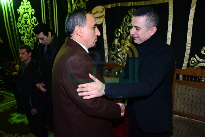 بالصور.. نجوم الفن والإعلام في عزاء الفنان سعيد عبد الغني بالصور.. نجوم الفن والإعلام في عزاء الفنان سعيد عبد الغني