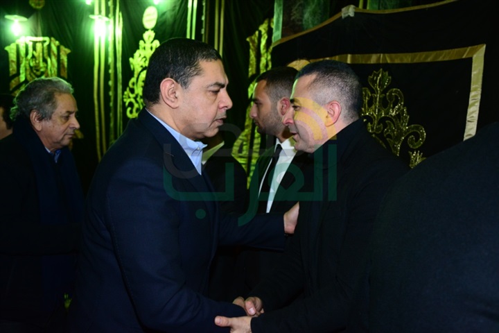 بالصور.. نجوم الفن والإعلام في عزاء الفنان سعيد عبد الغني بالصور.. نجوم الفن والإعلام في عزاء الفنان سعيد عبد الغني