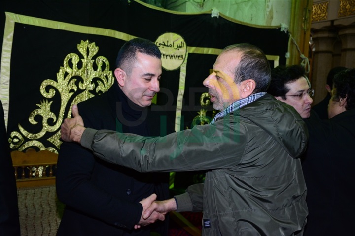 بالصور.. نجوم الفن والإعلام في عزاء الفنان سعيد عبد الغني بالصور.. نجوم الفن والإعلام في عزاء الفنان سعيد عبد الغني