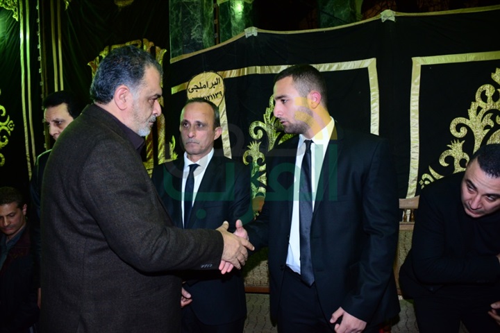 بالصور.. نجوم الفن والإعلام في عزاء الفنان سعيد عبد الغني بالصور.. نجوم الفن والإعلام في عزاء الفنان سعيد عبد الغني