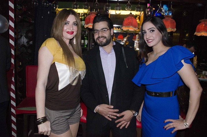 بالصور.. نجوم الفن والإعلام يحتفلون بعيد ميلاد الفنانة الكبيرة نيللي بالصور.. نجوم الفن والإعلام يحتفلون بعيد ميلاد الفنانة الكبيرة نيللي