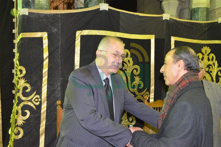 بالصور.. أسرة مخرج فوازير"عمو فؤاد" تتلقي العزاء في فقيدهم بالصور.. أسرة مخرج فوازير"عمو فؤاد" تتلقي العزاء في فقيدهم
