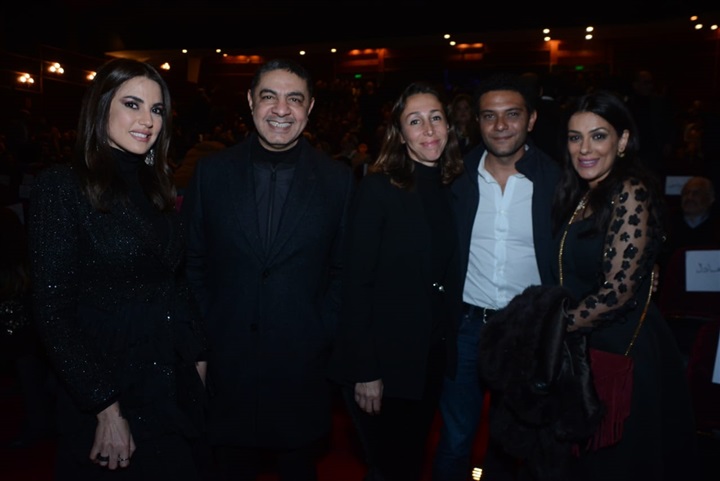 بالصور.. نجوم الفن والإعلام والمشاهير يحتفلون بعرض "3 أيام فى الساحل" لـ"هنيدي" بالصور.. نجوم الفن والإعلام والمشاهير يحتفلون بعرض "3 أيام فى الساحل" لـ"هنيدي"