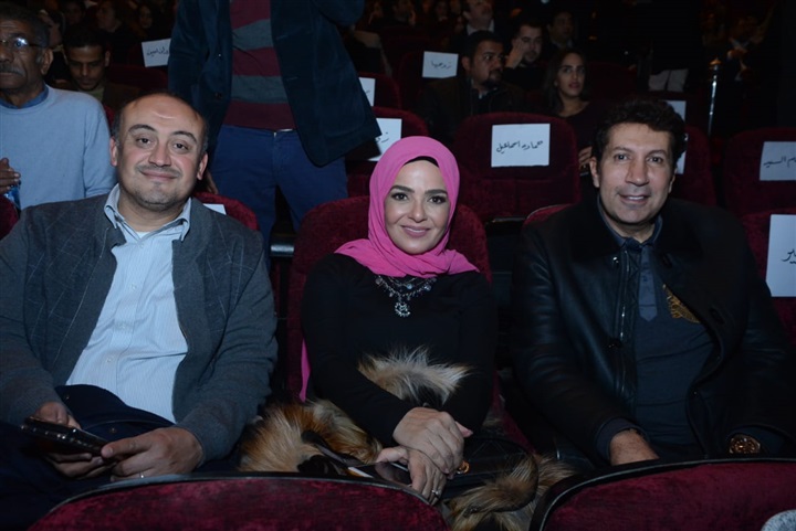 بالصور.. نجوم الفن والإعلام والمشاهير يحتفلون بعرض "3 أيام فى الساحل" لـ"هنيدي" بالصور.. نجوم الفن والإعلام والمشاهير يحتفلون بعرض "3 أيام فى الساحل" لـ"هنيدي"