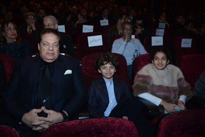 بالصور.. نجوم الفن والإعلام والمشاهير يحتفلون بعرض "3 أيام فى الساحل" لـ"هنيدي" بالصور.. نجوم الفن والإعلام والمشاهير يحتفلون بعرض "3 أيام فى الساحل" لـ"هنيدي"