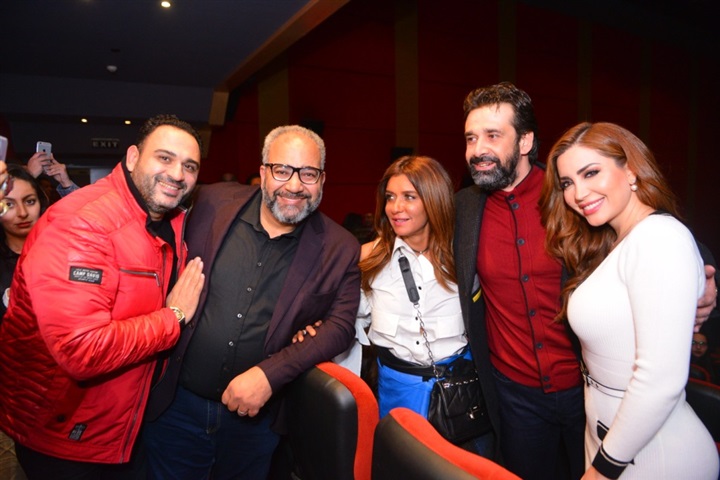 بالصور.. كريم عبد العزيز وغاده عادل يحتفلون بعرض نادى الرجال السرى بالصور.. كريم عبد العزيز وغاده عادل يحتفلون بعرض نادى الرجال السرى
