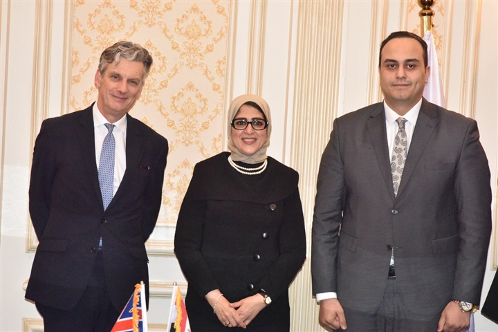وزيرة الصحة تشهد توقيع بروتوكول لتدريب الاطباء على النظام الصحى البريطانى