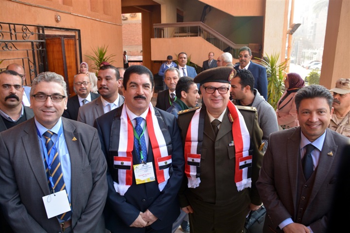 محافظ القليوبية يشارك في المؤتمر الدولي لتطوير التعليم بجامعة بنها 