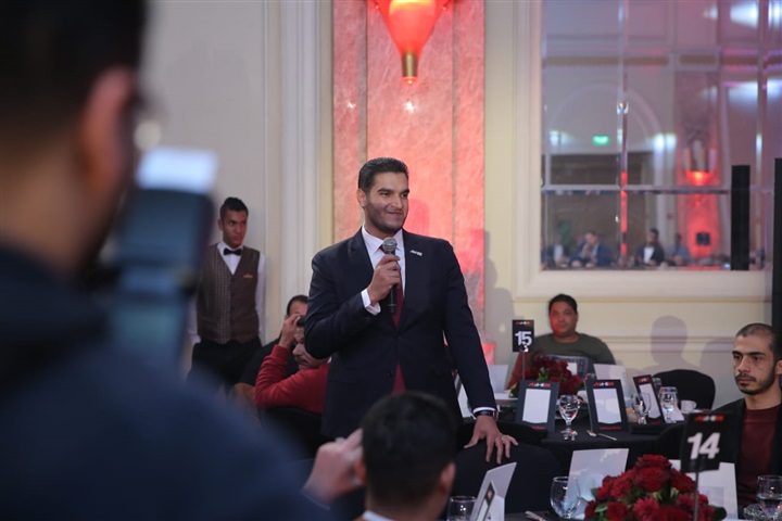 "حماقى" فى أول حفل بعد إطلاق ألبومه الجديد "حماقى" فى أول حفل بعد إطلاق ألبومه الجديد