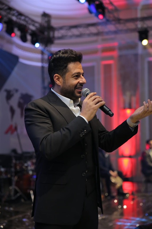 "حماقى" فى أول حفل بعد إطلاق ألبومه الجديد "حماقى" فى أول حفل بعد إطلاق ألبومه الجديد