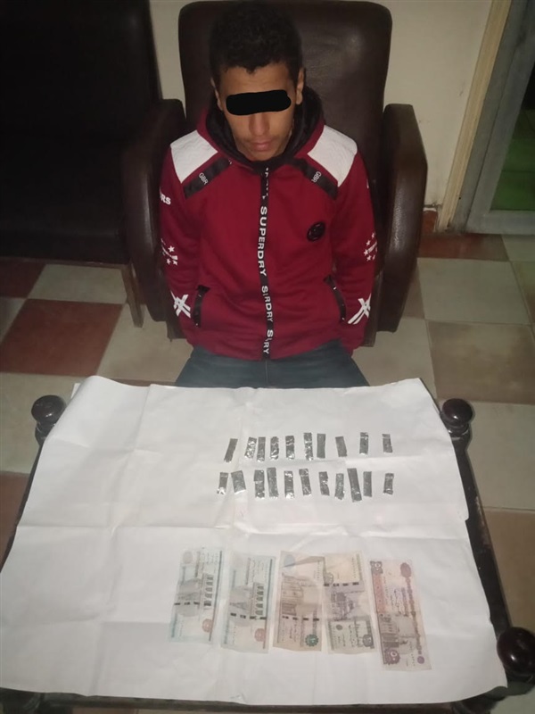 بالصور.. القبض علي 6 متهمين بحوزتهم 4 قطع سلاح ومواد مخدرة بكفر الشيخ