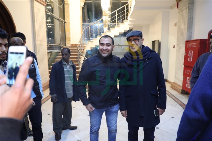 إلغاء عروض "مسرحية كلها غلط" لأشرف عبدالباقي بشكل مفاجئ بالإسكندرية إلغاء عروض "مسرحية كلها غلط" لأشرف عبدالباقي بشكل مفاجئ بالإسكندرية