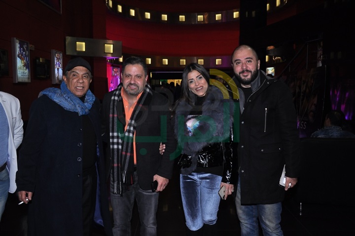 بالصور.. كريم عبد العزيز وغاده عادل يحتفلون بعرض نادى الرجال السرى بالصور.. كريم عبد العزيز وغاده عادل يحتفلون بعرض نادى الرجال السرى