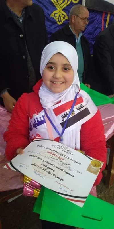 "المهن التعليمية بملوي" تكرم أبناء المعلمين المتفوقين في الشهادات العامة