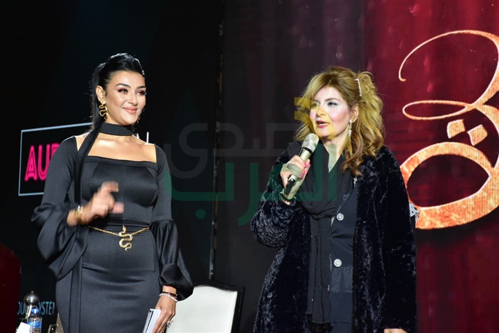 بالأسماء.. تكريم نجوم الفن والإعلام بملتقى "بصمة إبداع" ..صور بالأسماء.. تكريم نجوم الفن والإعلام بملتقى "بصمة إبداع" ..صور