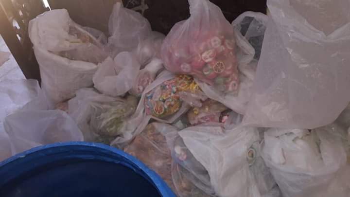 العثور علي ٧ اطنان من الحلوى المغشوشه داخل مصنع بمدينة ٦ اكتوبر 