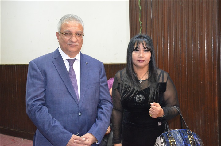 بالصور.. تكريم رئيس وزراء مصر الأسبق شريف إسماعيل وعدد من رموز الدولة بحفل خريجي كلية الهندسة جامعة عين شمس بالصور.. تكريم رئيس وزراء مصر الأسبق شريف إسماعيل وعدد من رموز الدولة بحفل خريجي كلية الهندسة جامعة عين شمس