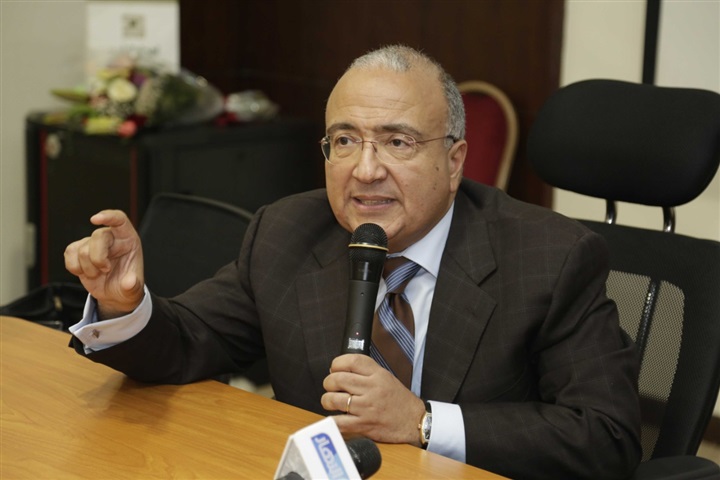 بالصور.. أخر سفير مصري فى تركيا يوقع كتاب "كنت سفيرًا لدى السلطان" بالصور.. أخر سفير مصري فى تركيا يوقع كتاب "كنت سفيرًا لدى السلطان"