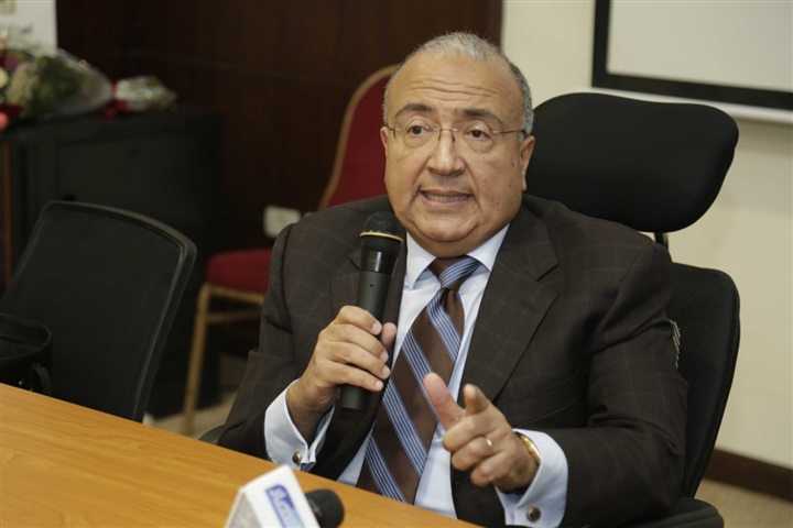 بالصور.. أخر سفير مصري فى تركيا يوقع كتاب "كنت سفيرًا لدى السلطان" بالصور.. أخر سفير مصري فى تركيا يوقع كتاب "كنت سفيرًا لدى السلطان"