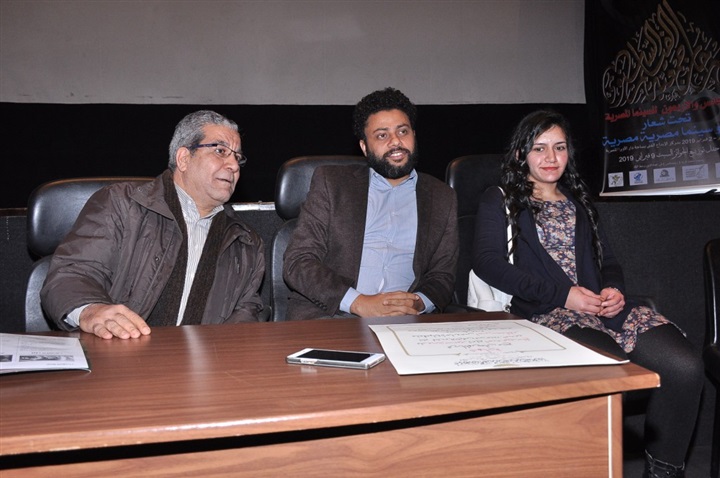 بالصور.. صناع أبطال فيلم "ورد مسموم" يناقشون الفيلم بمركز الإبداع بالصور.. صناع أبطال فيلم "ورد مسموم" يناقشون الفيلم بمركز الإبداع