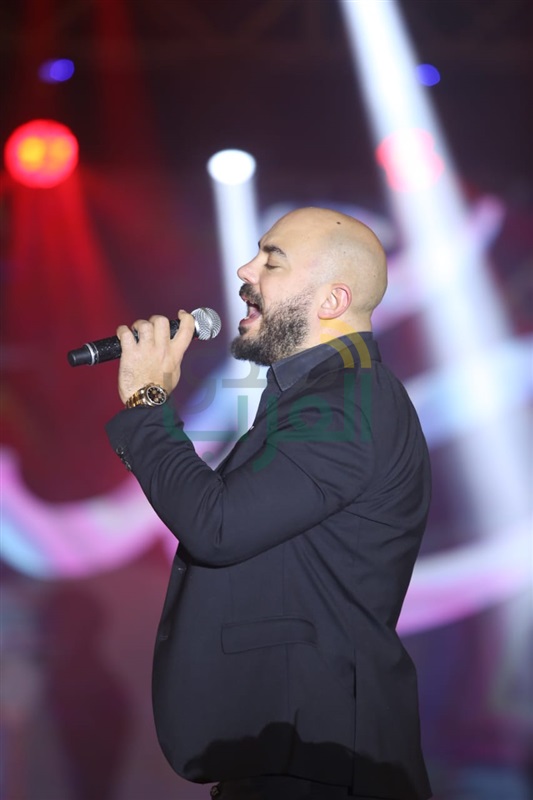  بالصور .. العسيلي وأحمد عصام يشعلان حفلا ضخما بأحد الفنادق النيلية‬