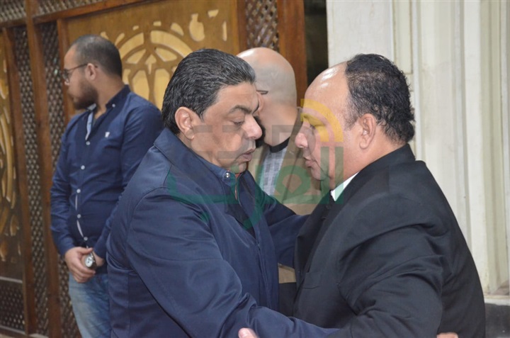 بالصور.. نجوم الفن يشاركان مراسم عزاء والدة الفنان محمود عبد الغفار بالصور.. نجوم الفن يشاركان مراسم عزاء والدة الفنان محمود عبد الغفار
