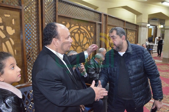 بالصور.. نجوم الفن يشاركان مراسم عزاء والدة الفنان محمود عبد الغفار بالصور.. نجوم الفن يشاركان مراسم عزاء والدة الفنان محمود عبد الغفار