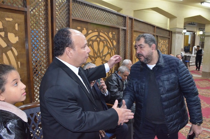 بالصور.. نجوم الفن يشاركان مراسم عزاء والدة الفنان محمود عبد الغفار بالصور.. نجوم الفن يشاركان مراسم عزاء والدة الفنان محمود عبد الغفار