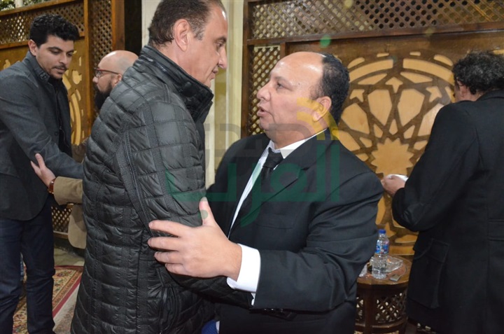 بالصور.. نجوم الفن يشاركان مراسم عزاء والدة الفنان محمود عبد الغفار بالصور.. نجوم الفن يشاركان مراسم عزاء والدة الفنان محمود عبد الغفار