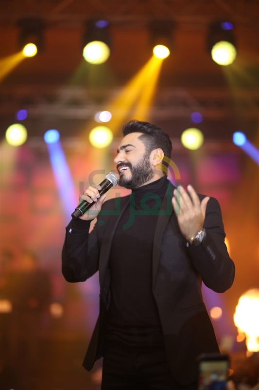 بالصور .. تامر حسني يشعل حفلا ضخما بأحد الفنادق النيلية بالصور .. تامر حسني يشعل حفلا ضخما بأحد الفنادق النيلية