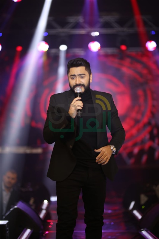 بالصور .. تامر حسني يشعل حفلا ضخما بأحد الفنادق النيلية بالصور .. تامر حسني يشعل حفلا ضخما بأحد الفنادق النيلية