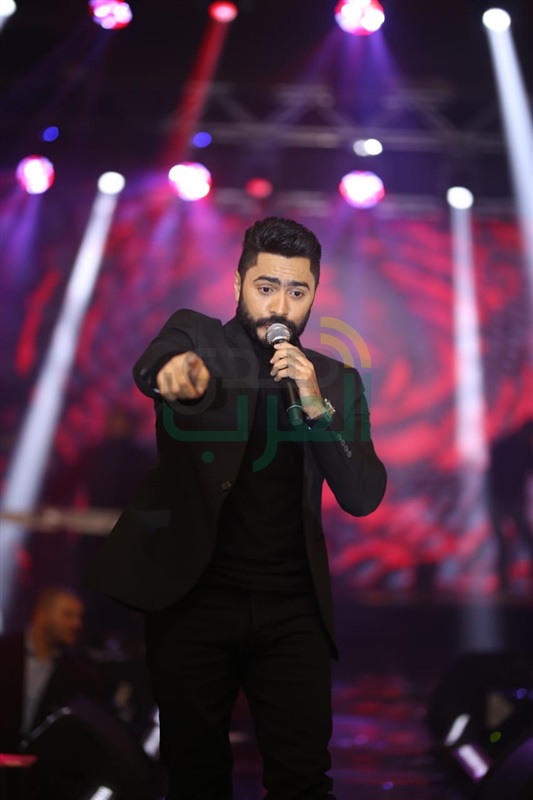 بالصور .. تامر حسني يشعل حفلا ضخما بأحد الفنادق النيلية بالصور .. تامر حسني يشعل حفلا ضخما بأحد الفنادق النيلية