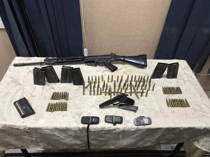 مصرع عنصرين وضبط 70 قضية مخدرات و39 قطعة سلاح أثناء حملة بمنطقة السحر والجمال