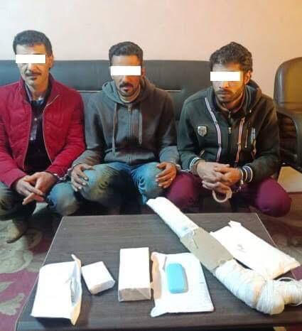 مصرع عنصرين وضبط 70 قضية مخدرات و39 قطعة سلاح أثناء حملة بمنطقة السحر والجمال