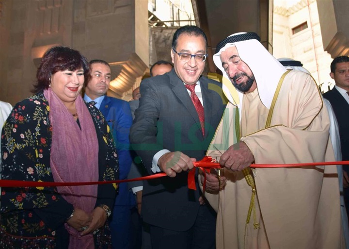 بالصور.. الكتبخانة عادت للحياة : رئيس الوزراء ووزير الثقافة والقاسمى خلال افتتاح مبنى دار الكتب بعد ترميمه بالصور.. الكتبخانة عادت للحياة : رئيس الوزراء ووزير الثقافة والقاسمى خلال افتتاح مبنى دار الكتب بعد ترميمه