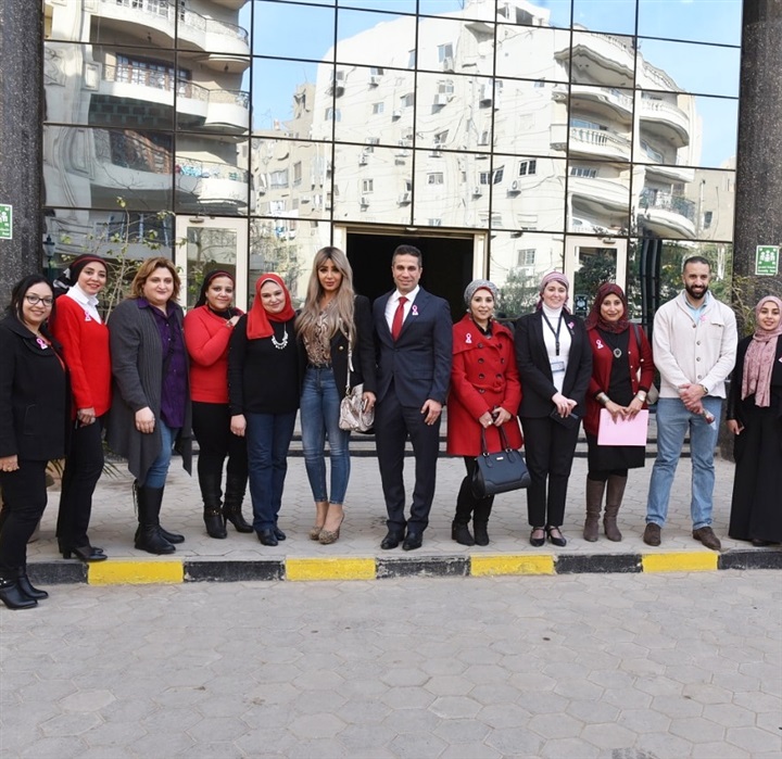 بالصور.. نجوم الإعلام ومسئولو النادي الأهلي في زيارة لـ «بهية»