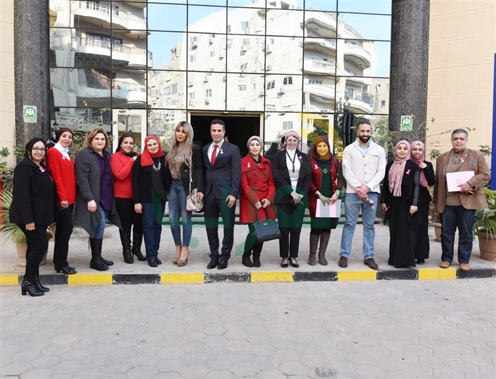 بالصور.. نجوم الإعلام ومسئولو النادي الأهلي في زيارة لـ «بهية»