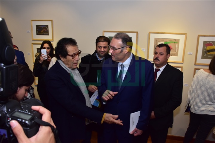 بالصور.. الفنان فاروق حسنى يفتتح معرضه الجديد.. والسفير السعودى يشيد باللوحات بالصور.. الفنان فاروق حسنى يفتتح معرضه الجديد.. والسفير السعودى يشيد باللوحات