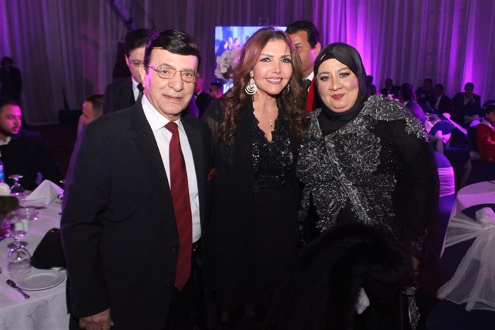 بالصور.. نجوم الفن فى حفل زفاف كريمة الملحن احمد منصور بالصور.. نجوم الفن فى حفل زفاف كريمة الملحن احمد منصور