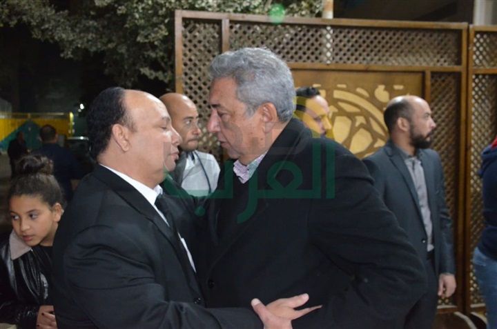 بالصور.. نجوم الفن يشاركان مراسم عزاء والدة الفنان محمود عبد الغفار بالصور.. نجوم الفن يشاركان مراسم عزاء والدة الفنان محمود عبد الغفار