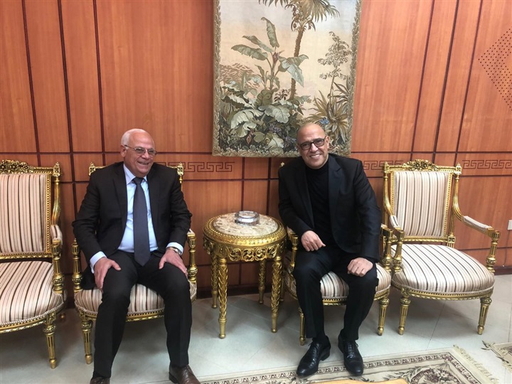 بالصور.. أشرف عبدالباقي يعرض "مسرحية كلها غلط" لأول مرة ببورسعيد مارس المقبل بالصور.. أشرف عبدالباقي يعرض "مسرحية كلها غلط" لأول مرة ببورسعيد مارس المقبل