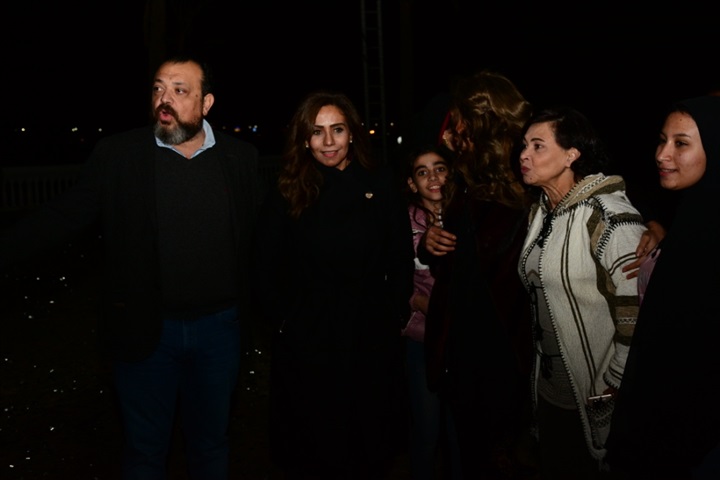بالصور.. أبطال مسلسل كارمن يحتفلون بأخر يوم تصوير بالصور.. أبطال مسلسل كارمن يحتفلون بأخر يوم تصوير