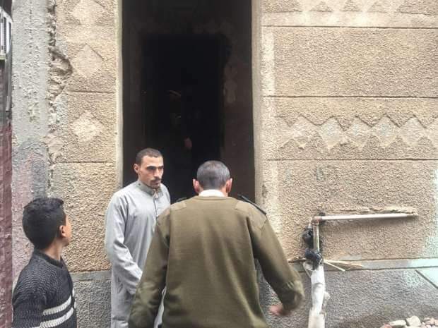 تفاصيل إنقاذ شاب حبسته والدته ١٠ سنوات في غرفة مظلمه