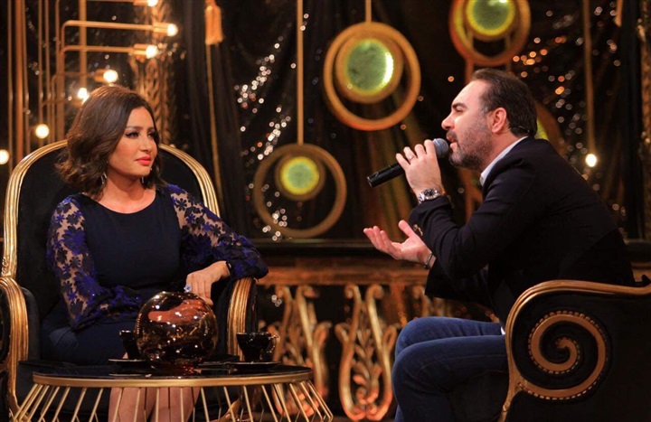 لطيفة تتألق في أولي حلقات برنامجها "حكايات لطيفة" لطيفة تتألق في أولي حلقات برنامجها "حكايات لطيفة"